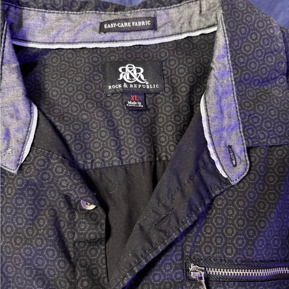 Button down shirt - Picture 5 of 6